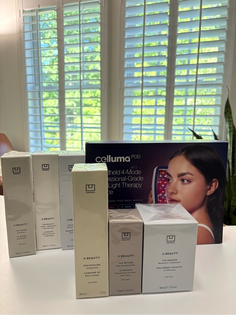 The SIREN Set + Celluma LED Device — White Skincare Collection - Picture 3 of 11